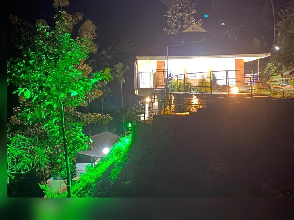 ואגאמון Earth Lounge Resort מראה חיצוני תמונה
