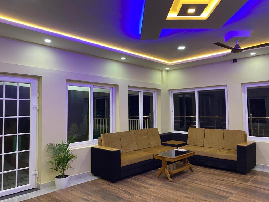 ואגאמון Earth Lounge Resort מראה חיצוני תמונה