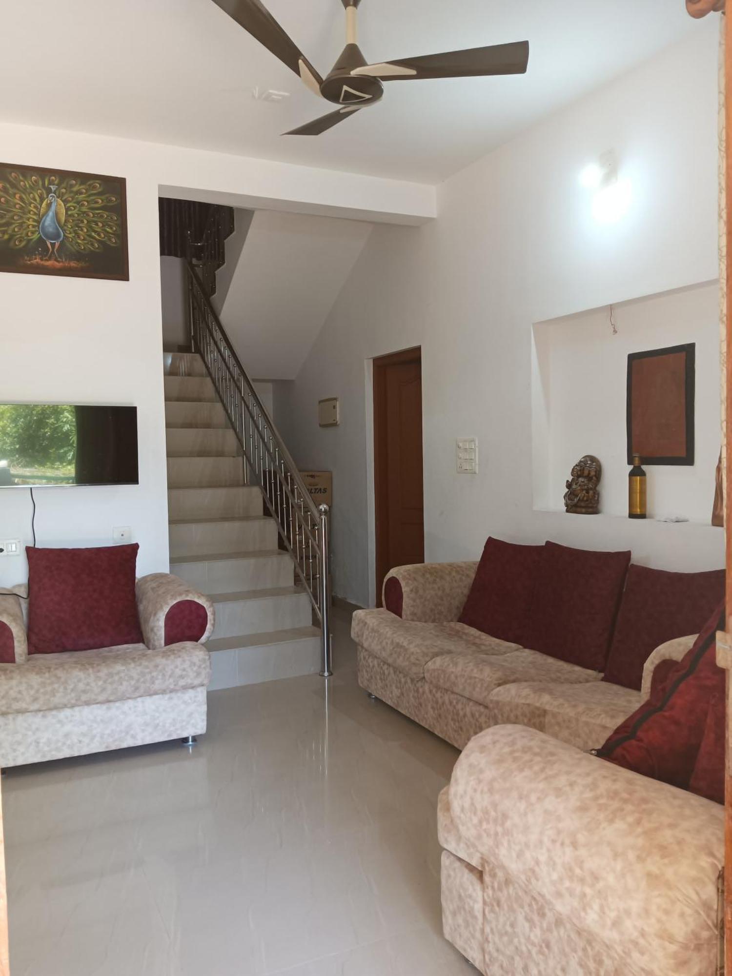 ואגאמון Earth Lounge Resort מראה חיצוני תמונה